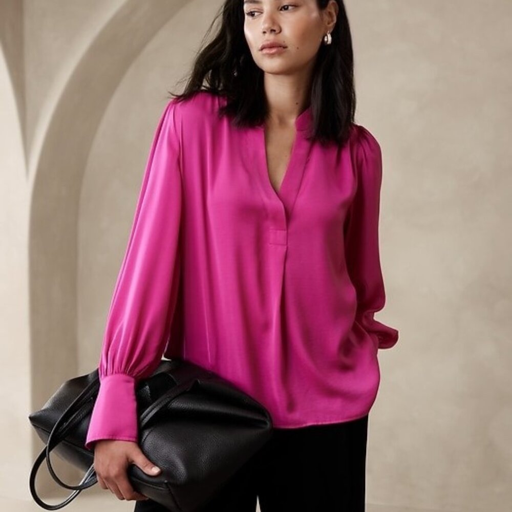 NWT, BANANA REPUBLIC, "Bright Pink Dahlia" Volume Sleeve Blouse - XXS (fits XS)